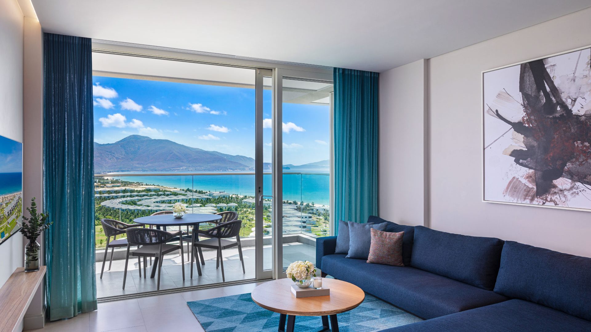 1 Bedroom Suite with Terrace Ocean View (1)