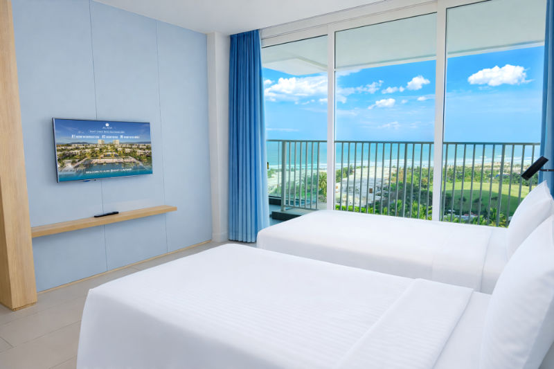2 Bedroom Suite with Terrace Panoramic Ocean View (2)